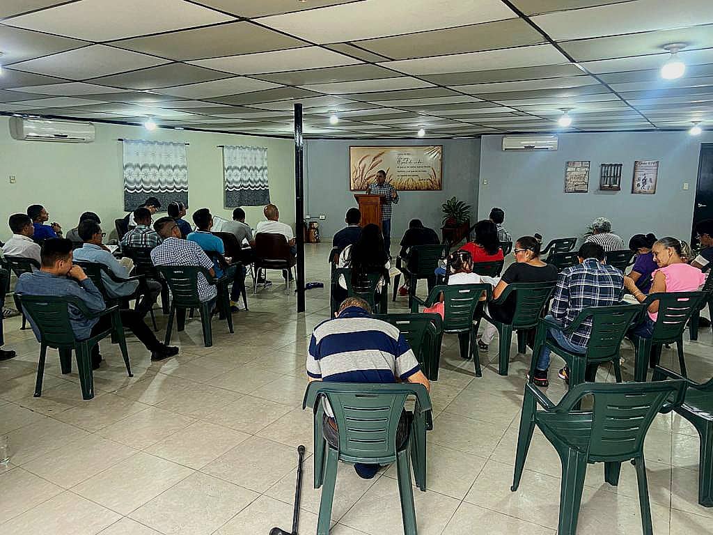 Grupos de Apoyo y Reinserción